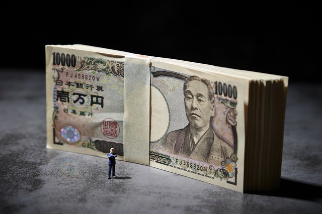 現金100万円