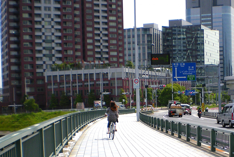 26年度より取り締まり強化！自転車の歩道通行に“罰則”が！？